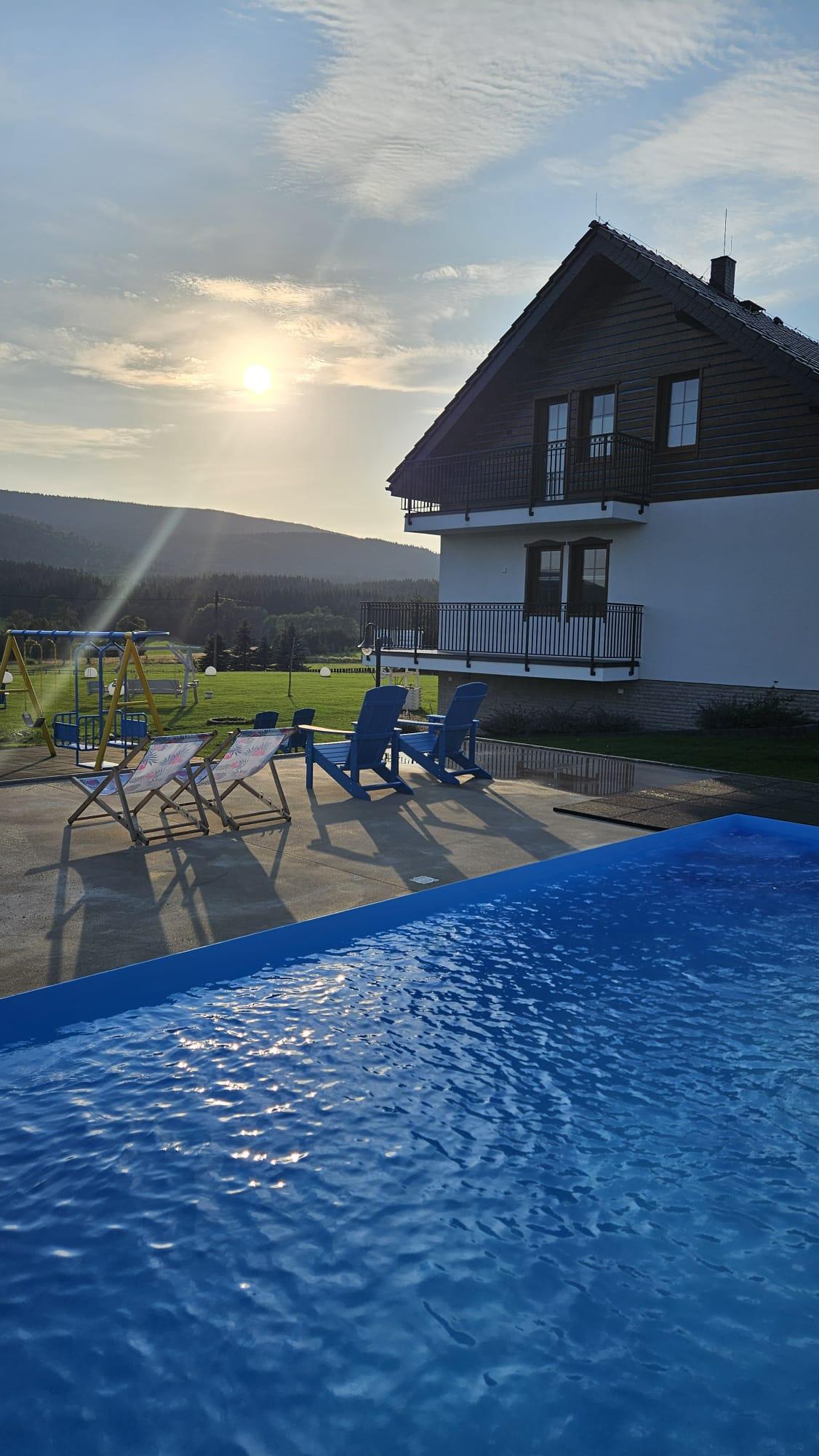 Gazetka promocyjna Biedronka str. 4